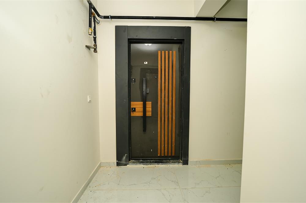 C21 Cius; Ovaakça Çeşmabaşı'nda Sıfır 5+1 Dubleks Daire