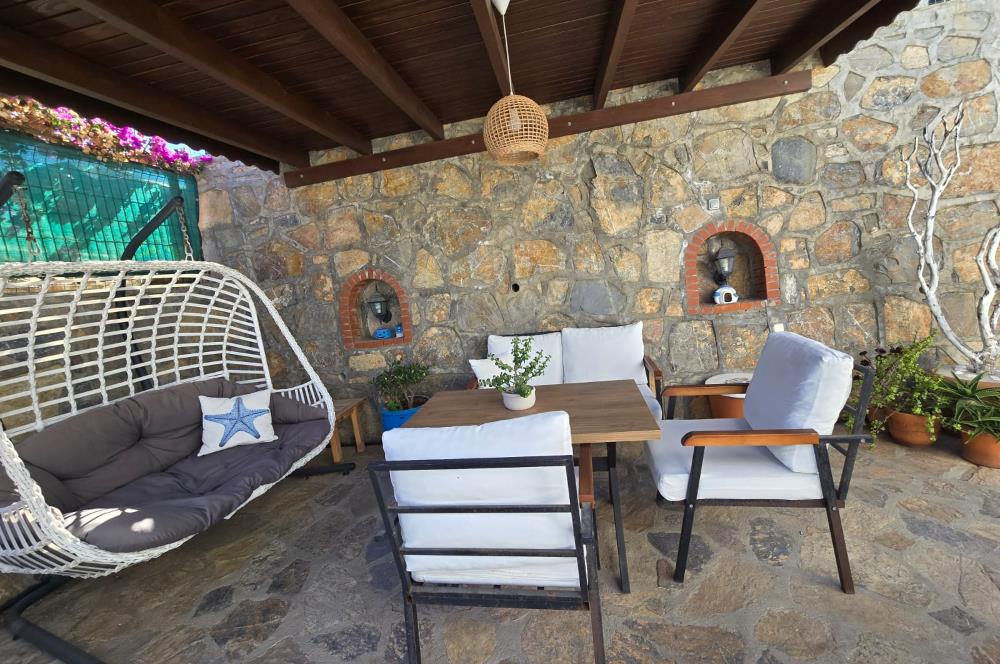 Bodrum Gümüşlük Koyu Manzaralı Satılık İkiz Villa