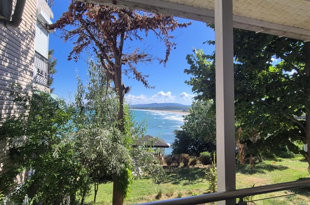 Deniz, Mert gölü ve Orman manzaralı, Satılık Tribleks Villa