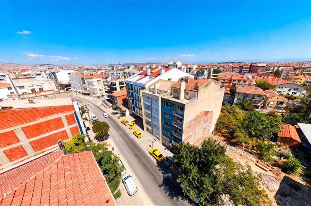 C21 BAL'DAN SOMA CADDESİ ÜZERİNDE SATILIK KOMPLE BİNA