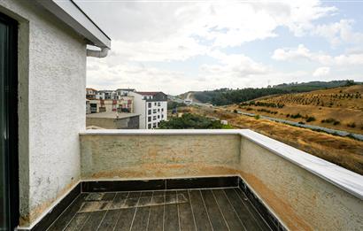 C21 Cius; Ovaakça Çeşmabaşı'nda Sıfır 5+1 Dubleks Daire