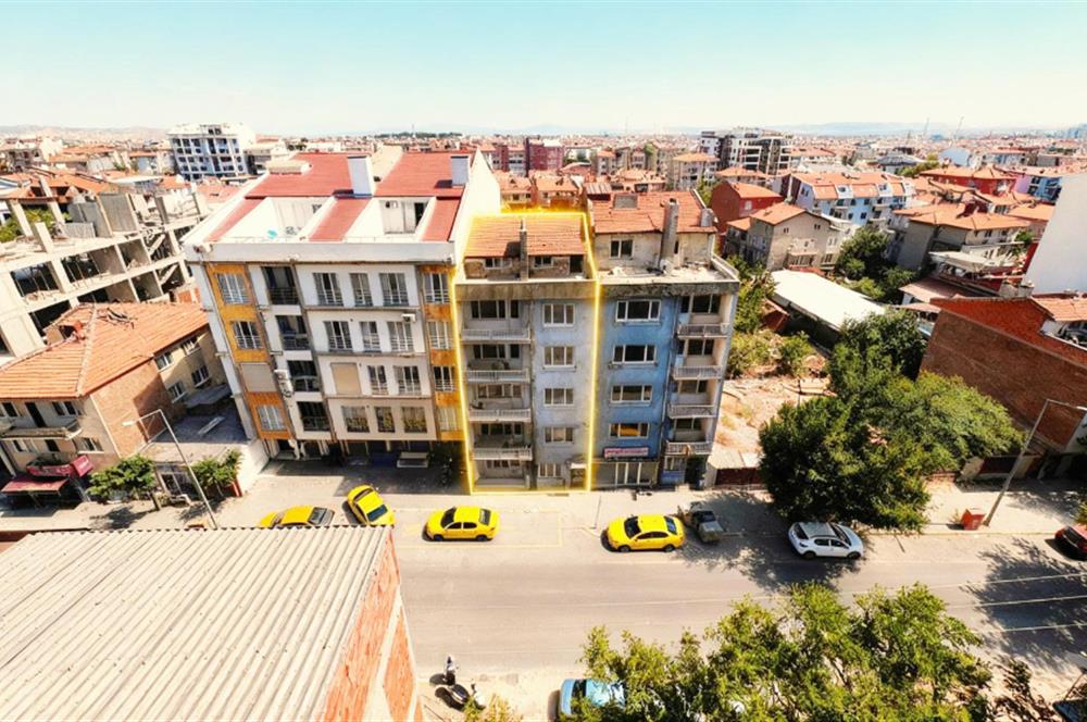 C21 BAL'DAN SOMA CADDESİ ÜZERİNDE SATILIK KOMPLE BİNA