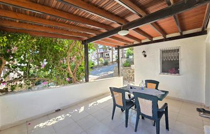 Gündoğan Denizatı Sitesi'nde Deniz Manzaralı 3+1 Tripleks Villa