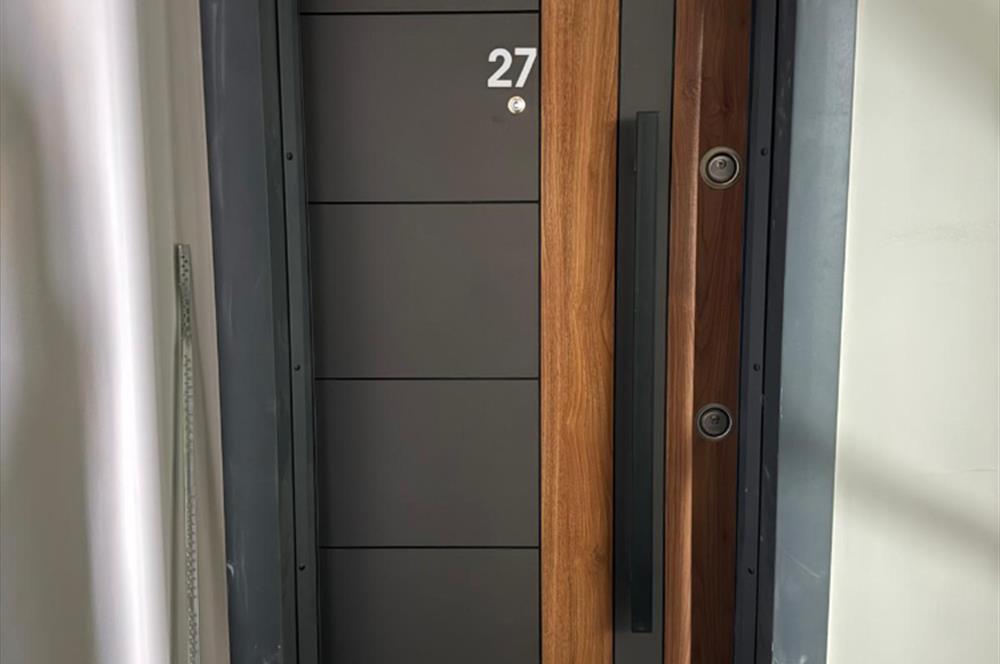 C21 BAL'dan Soma Caddesi Üzeri Hazır Kiracılı SATILIK 1+1 Daire