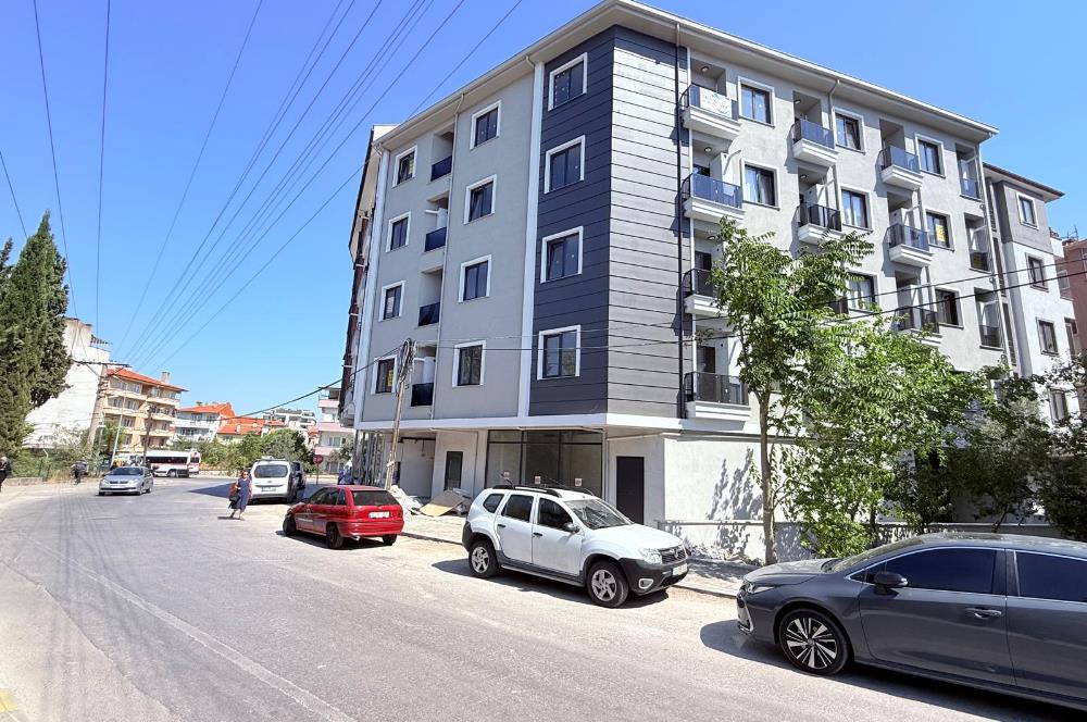 C21 BAL'dan Soma Caddesi Üzeri Hazır Kiracılı SATILIK 1+1 Daire