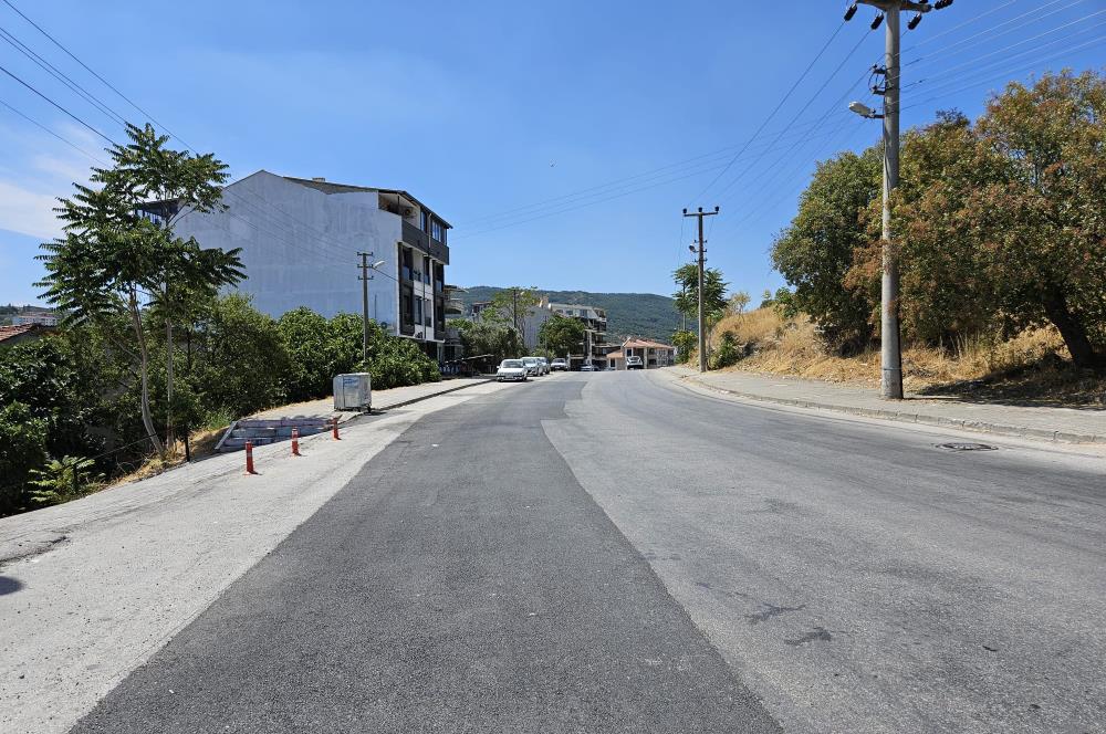 CENTURY21 BAL ÇAKMAK CADDESİNDE ÖNÜ KAPATILABİLİR SATILIK DÜKKAN