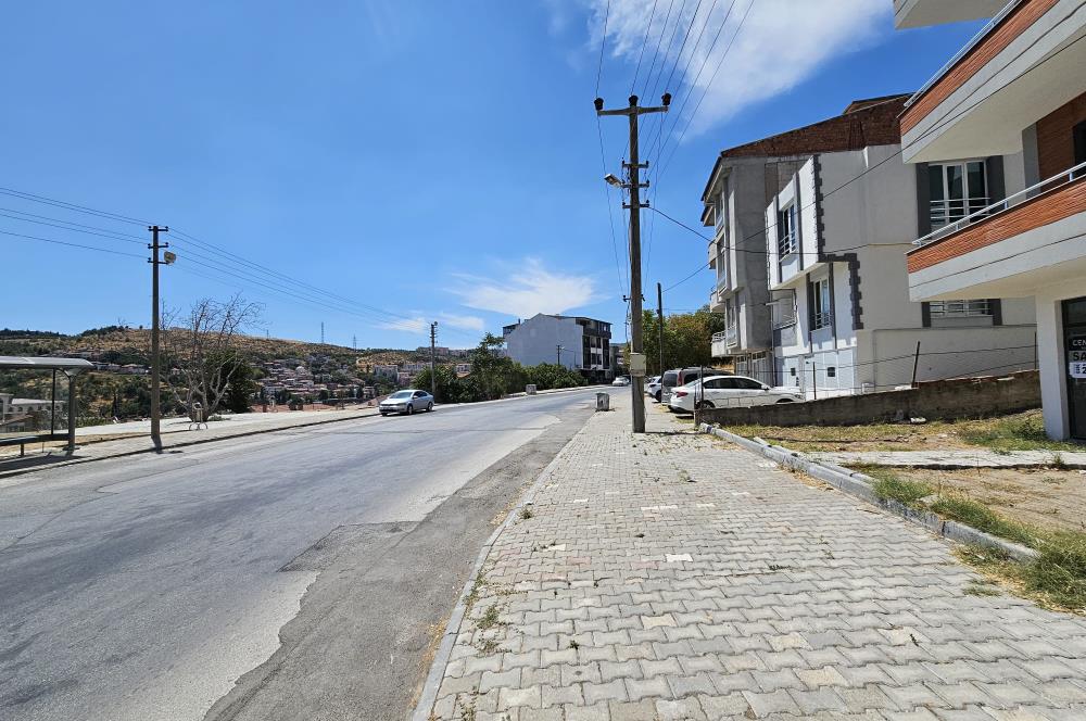 CENTURY21 BAL ÇAKMAK CADDESİNDE ÖNÜ KAPATILABİLİR SATILIK DÜKKAN