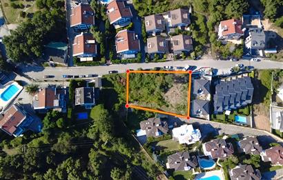 Sarıyer Uskumruköy'de Satılık 1132 m2 İmarlı Arsa