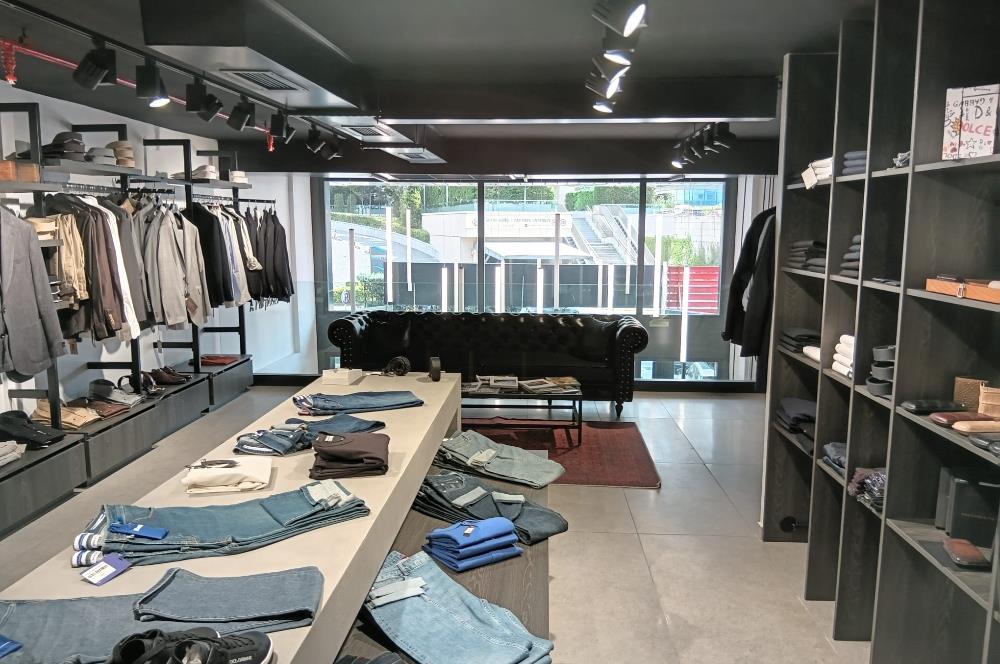 Levent'te Özdilek Park AVM Bölgesinde Kiracılı prestijli Mağaza
