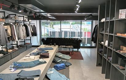 Levent'te Özdilek Park AVM Bölgesinde Kiracılı prestijli Mağaza
