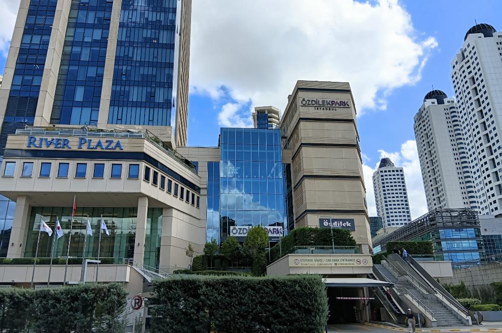 Levent'te Özdilek Park AVM Bölgesinde Kiracılı prestijli Mağaza