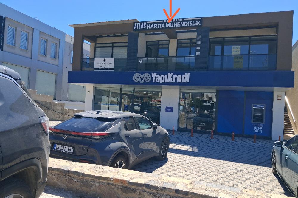 Bodrum Ortakent Anayol üzerinde tabela degeri yüksek kiralik ofis 