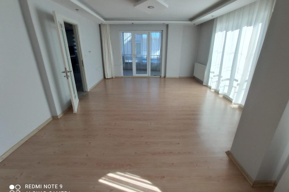 Paşaalanı Mahallesinde Kiralık 3+1 Daire (C21 Bal'dan)