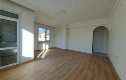 Merkezi Konum , Altıntepe Bahar Sokak’ta Ferah Geniş Satılık 3+1