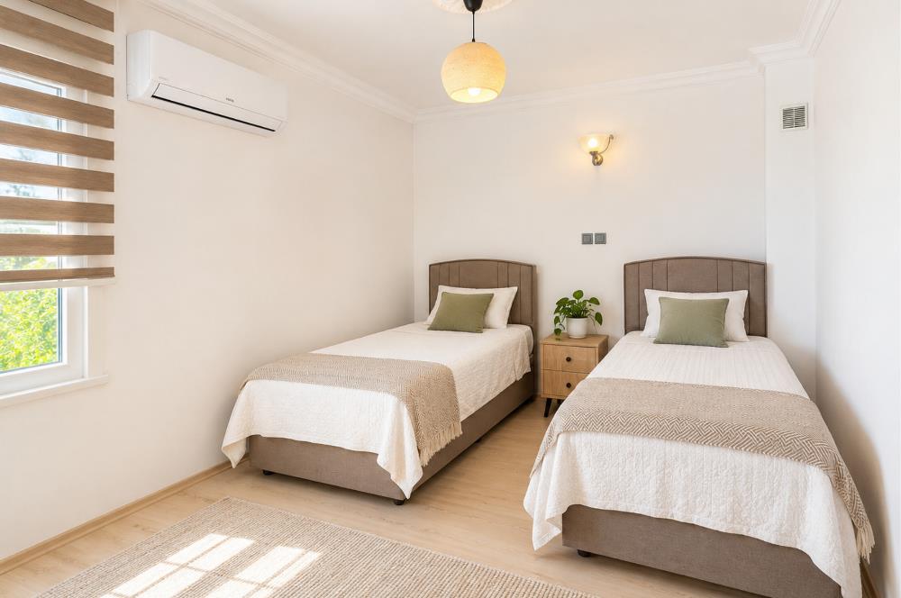 Bodrum Konacık Oasis AVM Arkası Eşyalı, Bahçeli Manzaralı 2+1 Dubleks