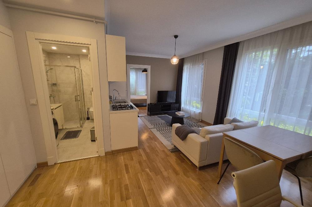 Suadiye'de Eşyalı, Bahçe Katı 1+1 Daire - Doğapark Residence