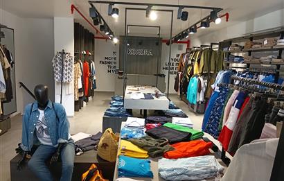 Levent'te Özdilek Park AVM Bölgesinde Kiracılı prestijli Mağaza