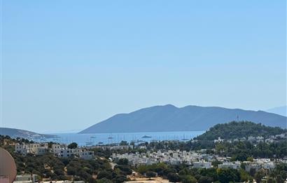 Bodrum Konacık Oasis AVM Arkası Eşyalı, Bahçeli Manzaralı 2+1 Dubleks