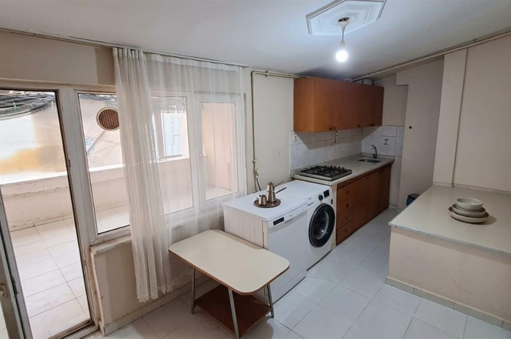 Esenler Otogarı'na Yakın, Teraslı Çatı Katı 2+1 Satılık Daire
