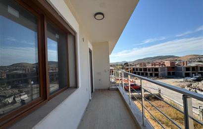 Foça Bağarası'nda Satılık Sıfır 2+1 Daire