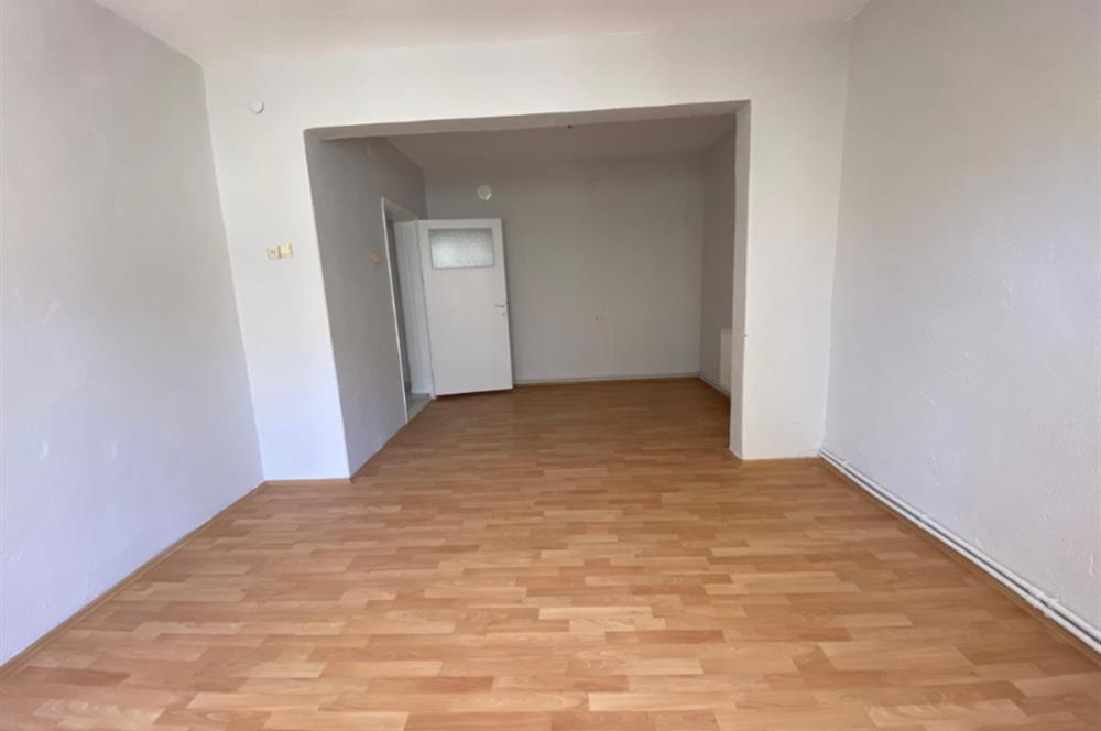 C21 Bal'dan Toygar Mahallesinde 2+1 Kiralık Daire