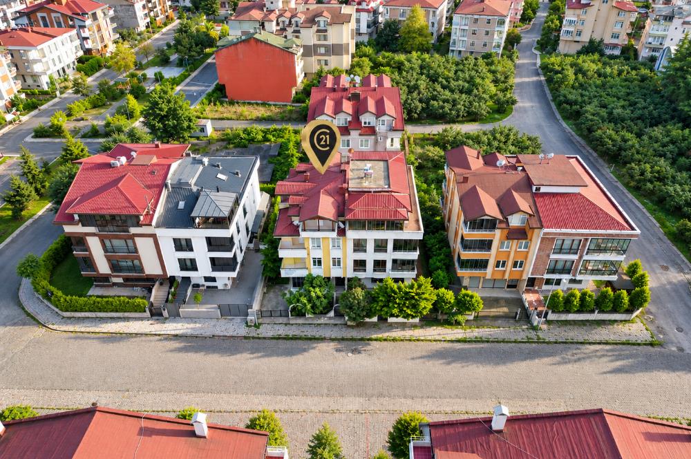 CENTURY 21’DEN AKYAZI’DA 3+1 KİRALIK DAİRE!