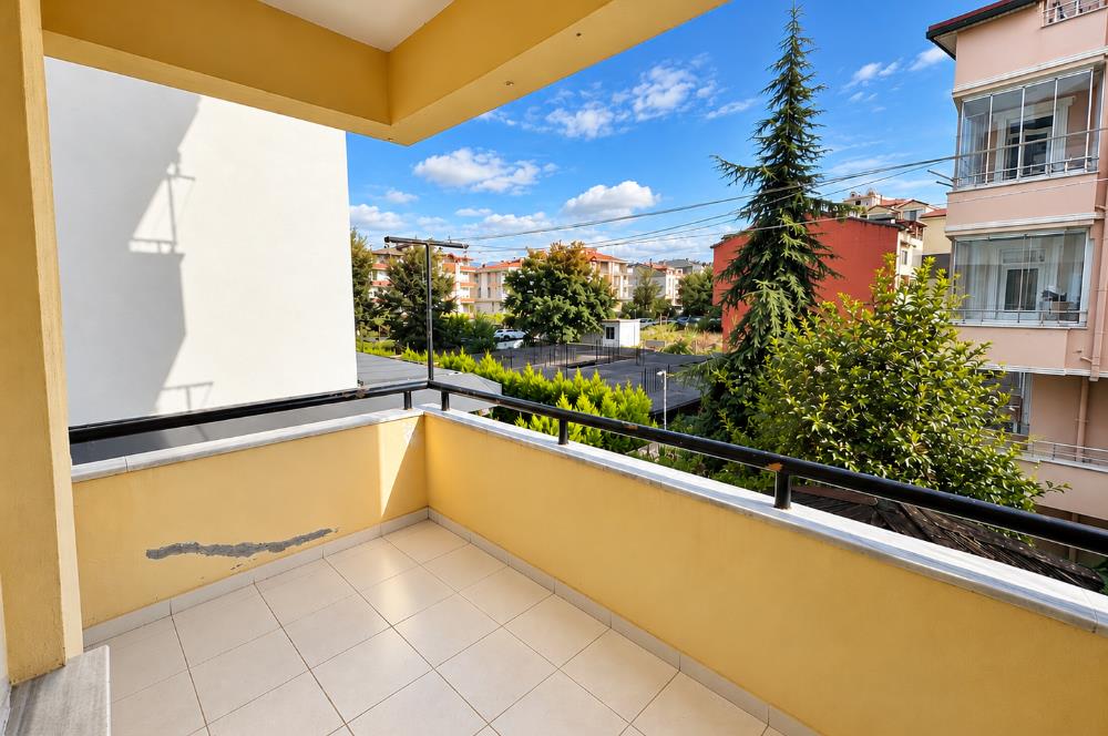 CENTURY 21’DEN AKYAZI’DA 3+1 KİRALIK DAİRE!