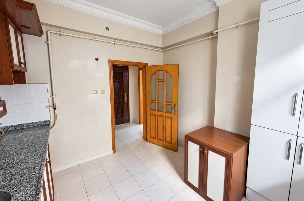 CENTURY 21’DEN AKYAZI’DA 3+1 KİRALIK DAİRE!