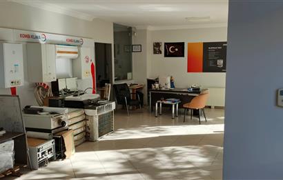 Örnek Mahallesi Acil Satılık 400m2 Dükkan