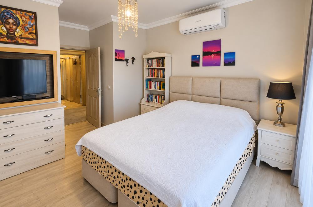 Bodrum Amiral 7 Sitesi Deniz Manzaralı Net 140 m2 Satılık Daire