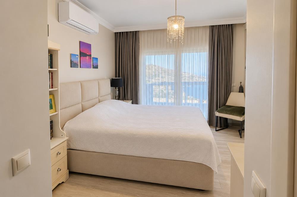 Bodrum Amiral 7 Sitesi Deniz Manzaralı Net 140 m2 Satılık Daire