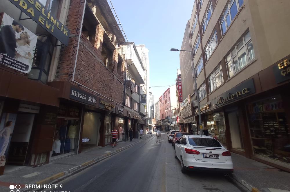 Hisariçi Mahallesi (Çarşı İçinde) Satılık Eşyalı 2+1 Daire (C21 Bal'dan)