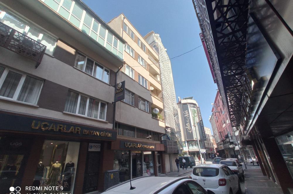 Hisariçi Mahallesi (Çarşı İçinde) Satılık Eşyalı 2+1 Daire (C21 Bal'dan)