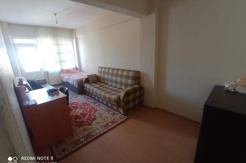Hisariçi Mahallesi (Çarşı İçinde) Satılık Eşyalı 2+1 Daire (C21 Bal'dan)