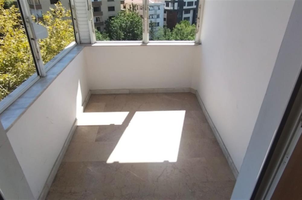 Göztepe Marmaraya 3 dakika, Geniş, Ferah Kiralık 3+1 Daire
