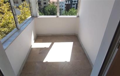 Göztepe Marmaraya 3 dakika, Geniş, Ferah Kiralık 3+1 Daire