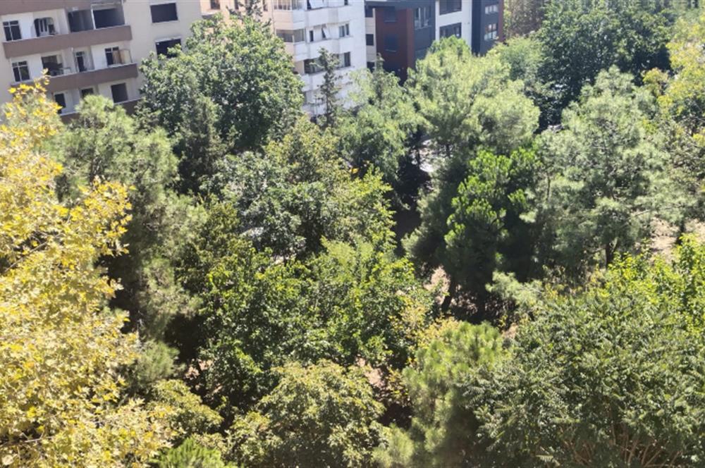 Göztepe Marmaraya 3 dakika, Geniş, Ferah Kiralık 3+1 Daire