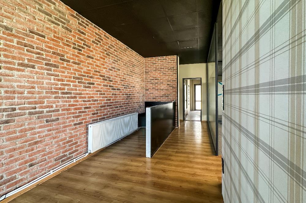 Atatürk Bulvarına 15m Cepheli 250m² Kullanımlı Prestijli Dükkan
