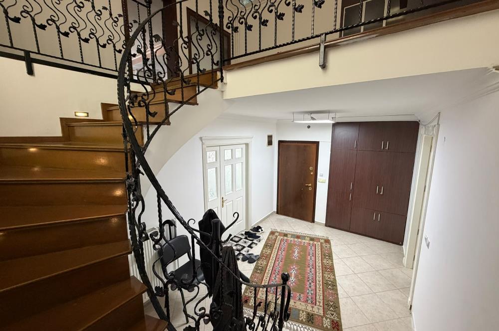 CENTURY21 PLUS'dan SATILIK BÖLÜNMÜŞ ODALI 280 m2 BAKIMLI DÜKKAN