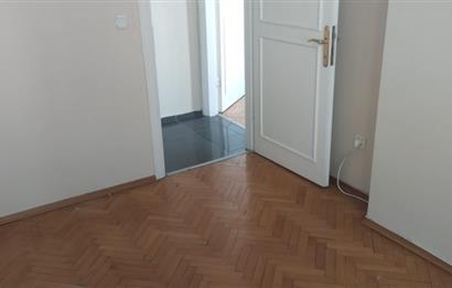 Göztepe Marmaraya 3 dakika, Geniş, Ferah Kiralık 3+1 Daire