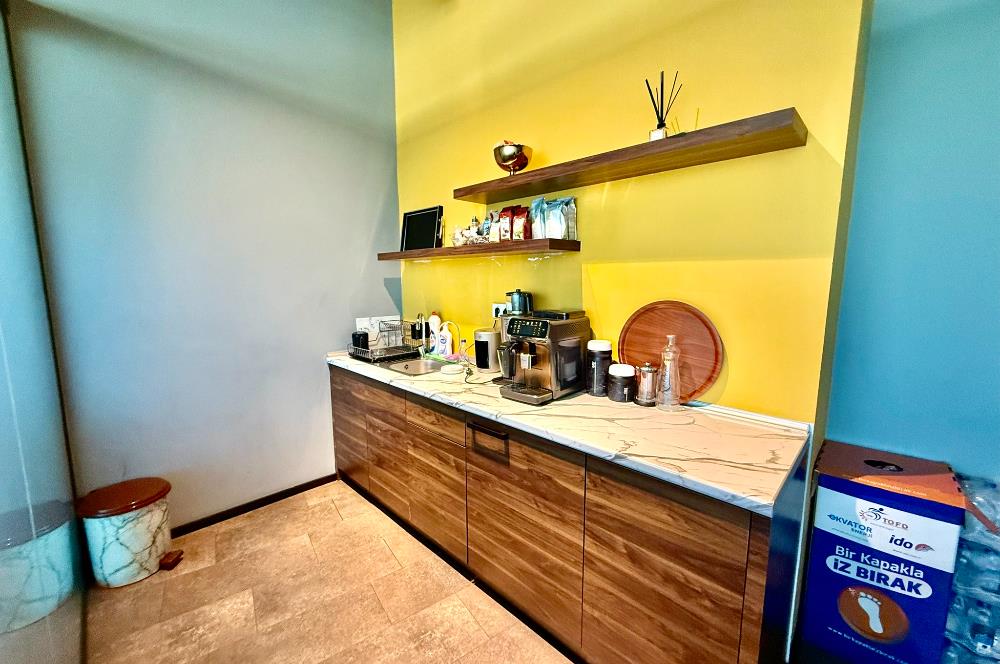 Vadistanbul Bulvar'da 125m² Dekorasyonlu Kiralık Ofis