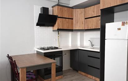 ATATÜRK MAHALLESİNDE KİRALIK EŞYALI 1+1 ARAKAT DAİRE
