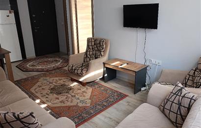 ATATÜRK MAHALLESİNDE KİRALIK EŞYALI 1+1 ARAKAT DAİRE