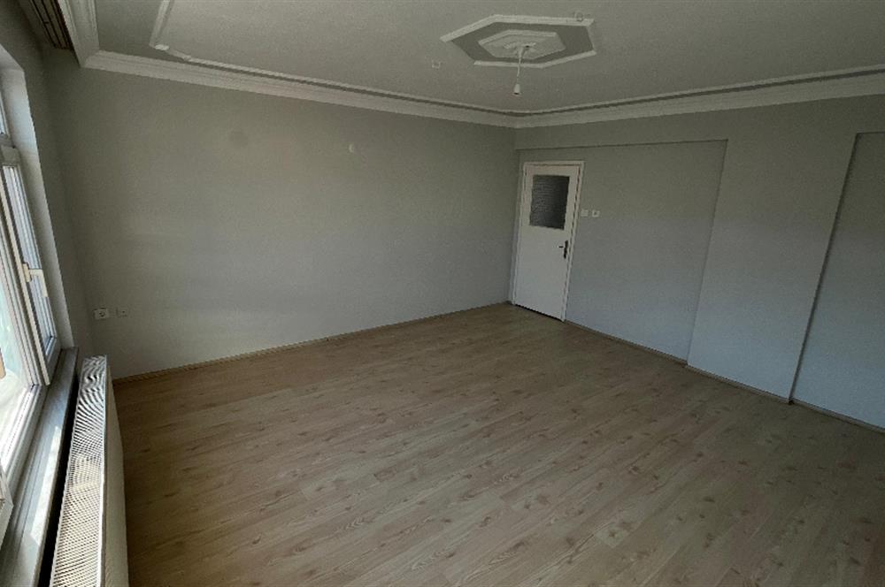 C21 Cius; Gemlik Orhangazi Caddesi'nde 3+1 140 M2 Geniş Kiralık Daire