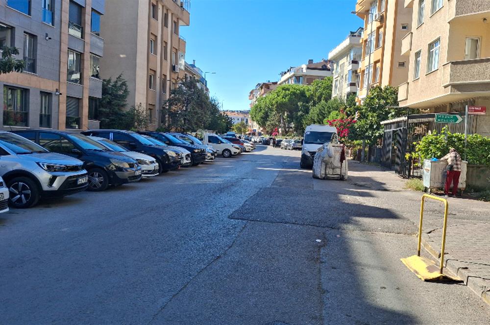 ALTINTEPE DE KİRALIK YÜKSEK GİRİŞ DAİRE 