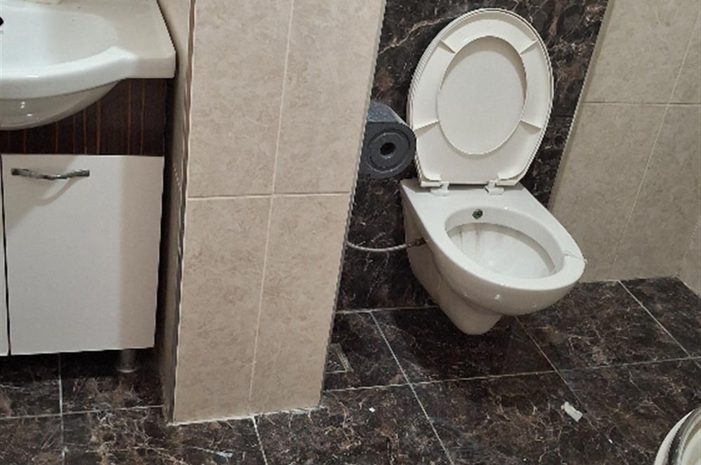 ALTINTEPE DE KİRALIK YÜKSEK GİRİŞ DAİRE 