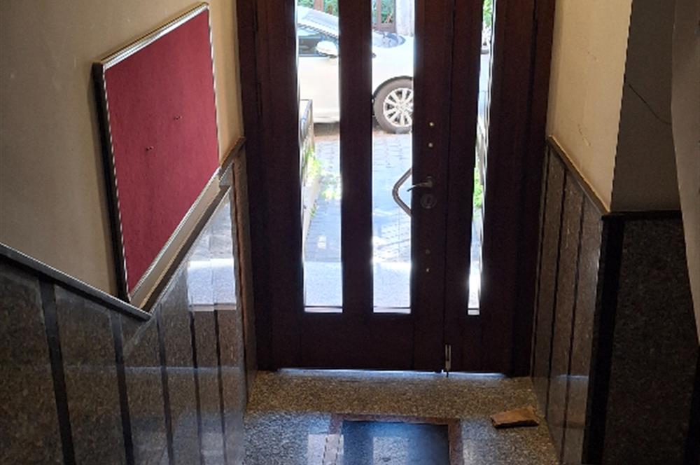 ALTINTEPE DE KİRALIK YÜKSEK GİRİŞ DAİRE 