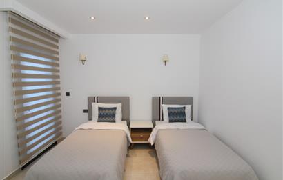 Turgutreis'te Denize sıfır Kiralık