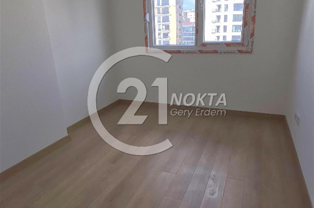 ERENKÖY ETHEMEFENDİ CAD. YAKIN SIFIR 3+1 100 M2 