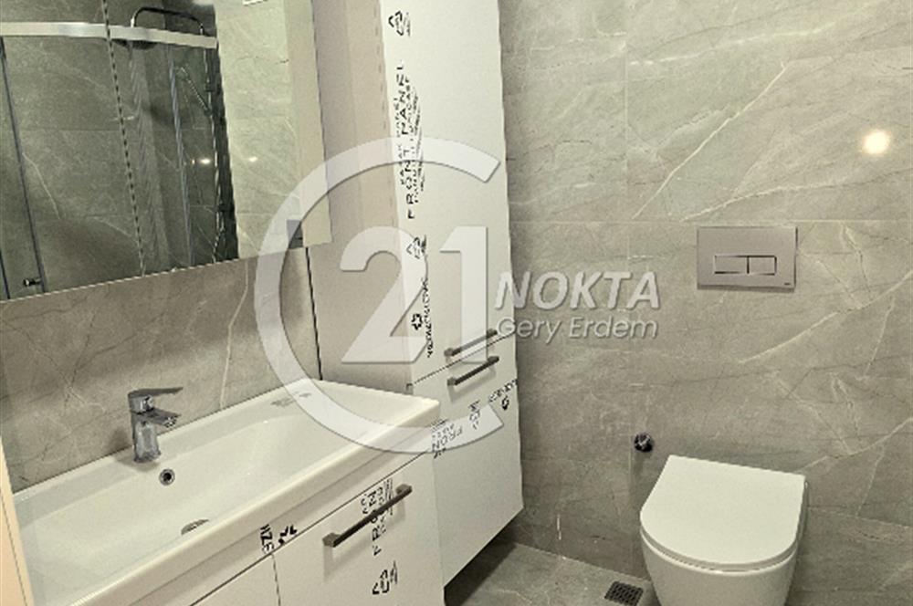 ERENKÖY ETHEMEFENDİ CAD. YAKIN SIFIR 3+1 100 M2 